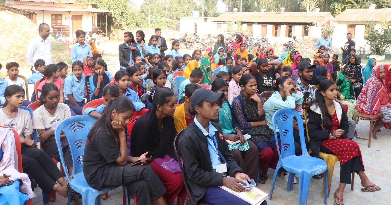 पिपरामा बाल कचहरी कार्यक्रम सम्पन्न, पालिकामाथि प्रश्नै प्रश्न