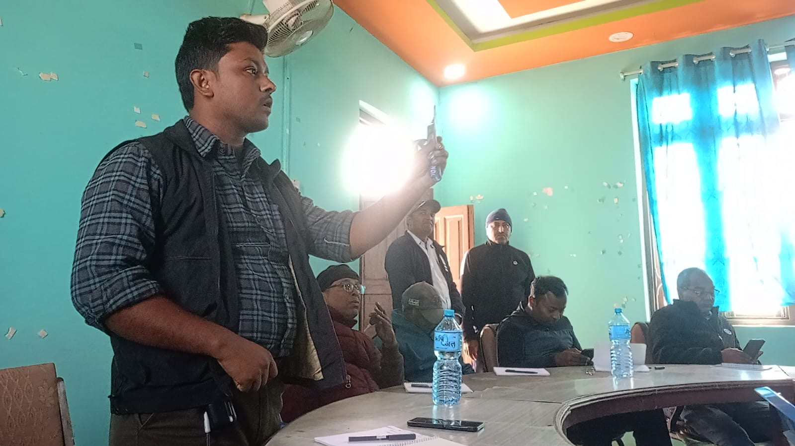 सक्रिय सञ्चारकर्मीमाथि भेदभावको विरोधमा जिल्ला स्वास्थ्य कार्यालयको कार्यक्रम बहिष्कार